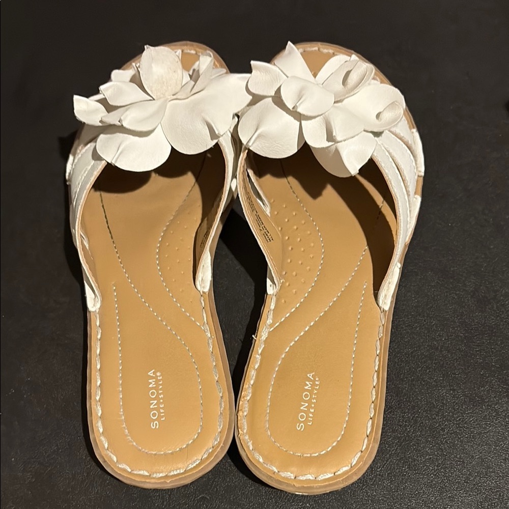 Sonoma White Floral Slide Sandals with Tan Footbed - Picture 4 of 7